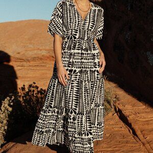 Baltic Born Austin Kimono Dress | Black Print Size XL